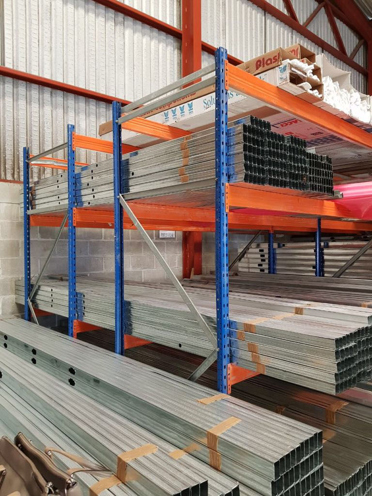 Cantilever con Rack Selectivo