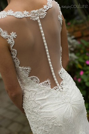 designer sample wedding dresses