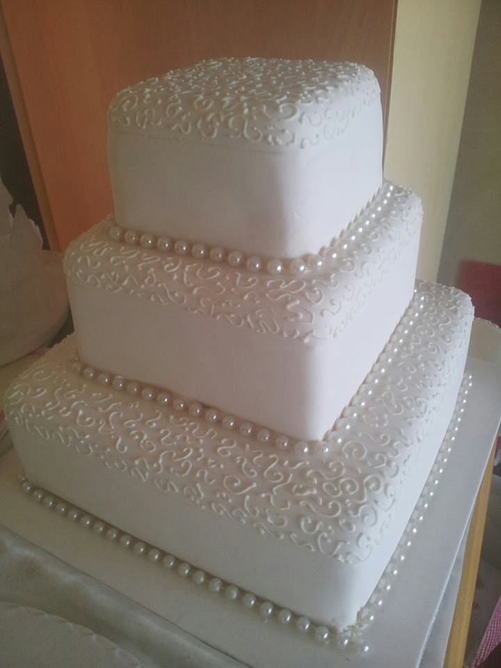 Affordable Wedding Cakes in Sydney by Karen Hill Pearl ...