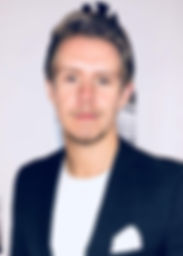 MV5BZDNlMTVlMzQtMDM3Ni00YWE1LWIwYTYtZDRm