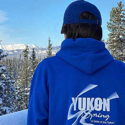 Yukon-Spring-Family-in-Valley.jpg