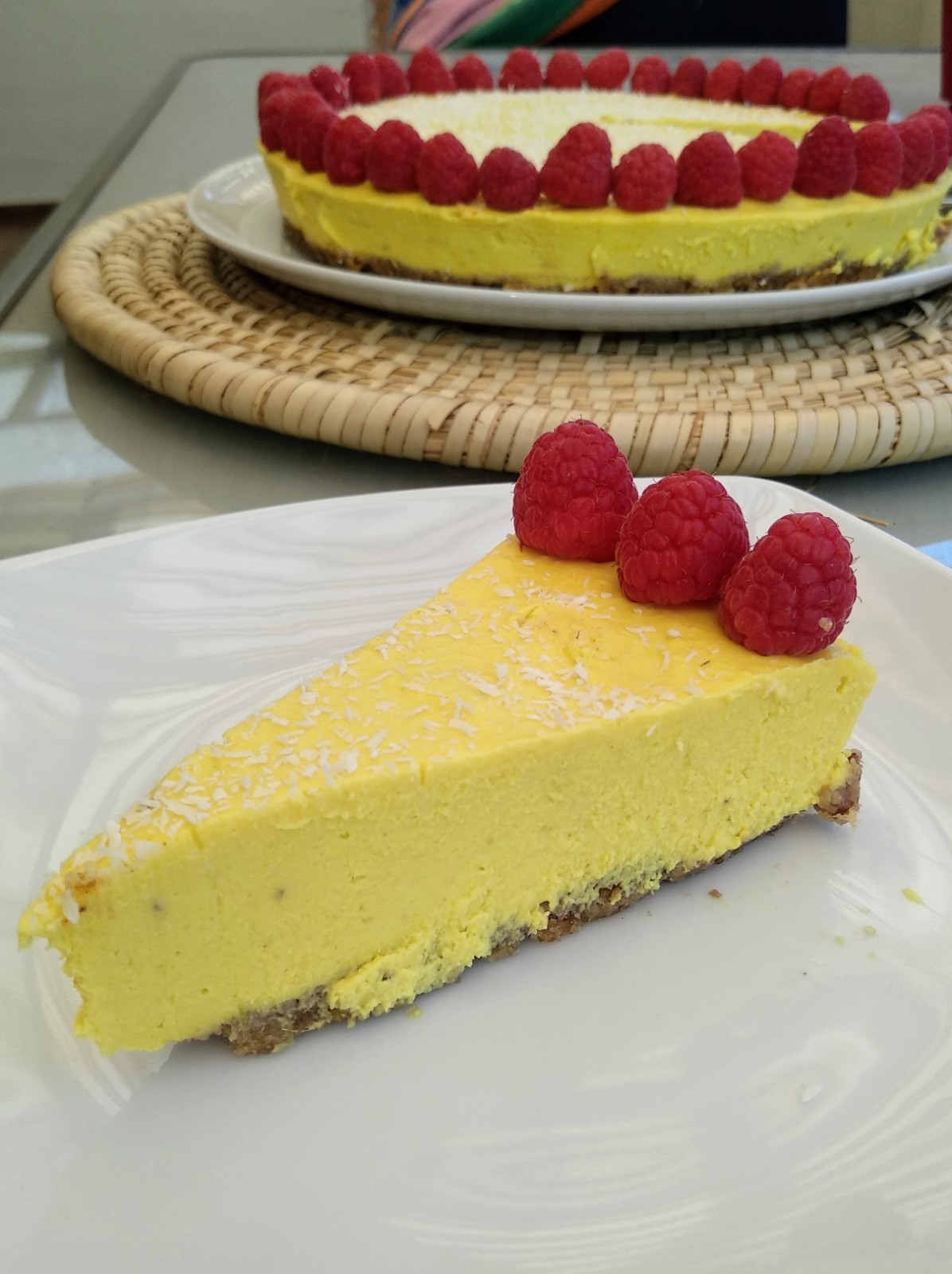 Tarta de mango crudivegana