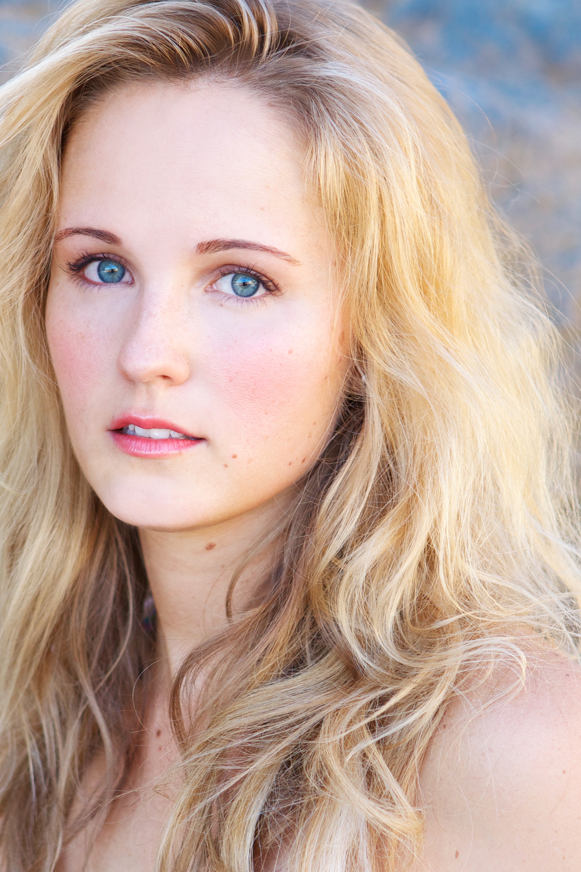 Sara Fletcher Sara Fletcher new pics Sara Fletcher Sara Fletcher new foto