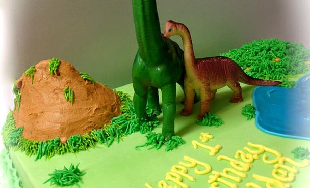 Tinas Yummies Bakery YUMMY CAKES