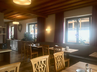 Breakfast room