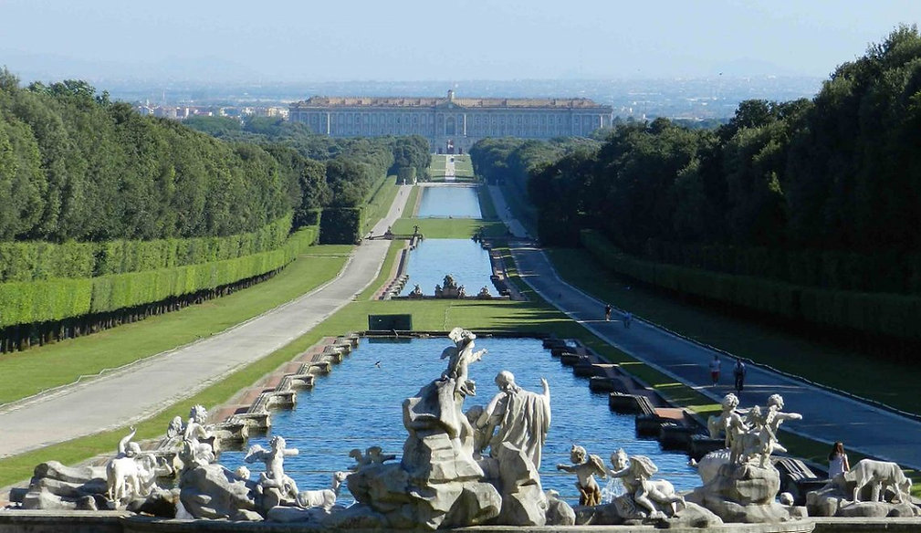 Visitare-la-Reggia-di-Caserta-da-Napoli-