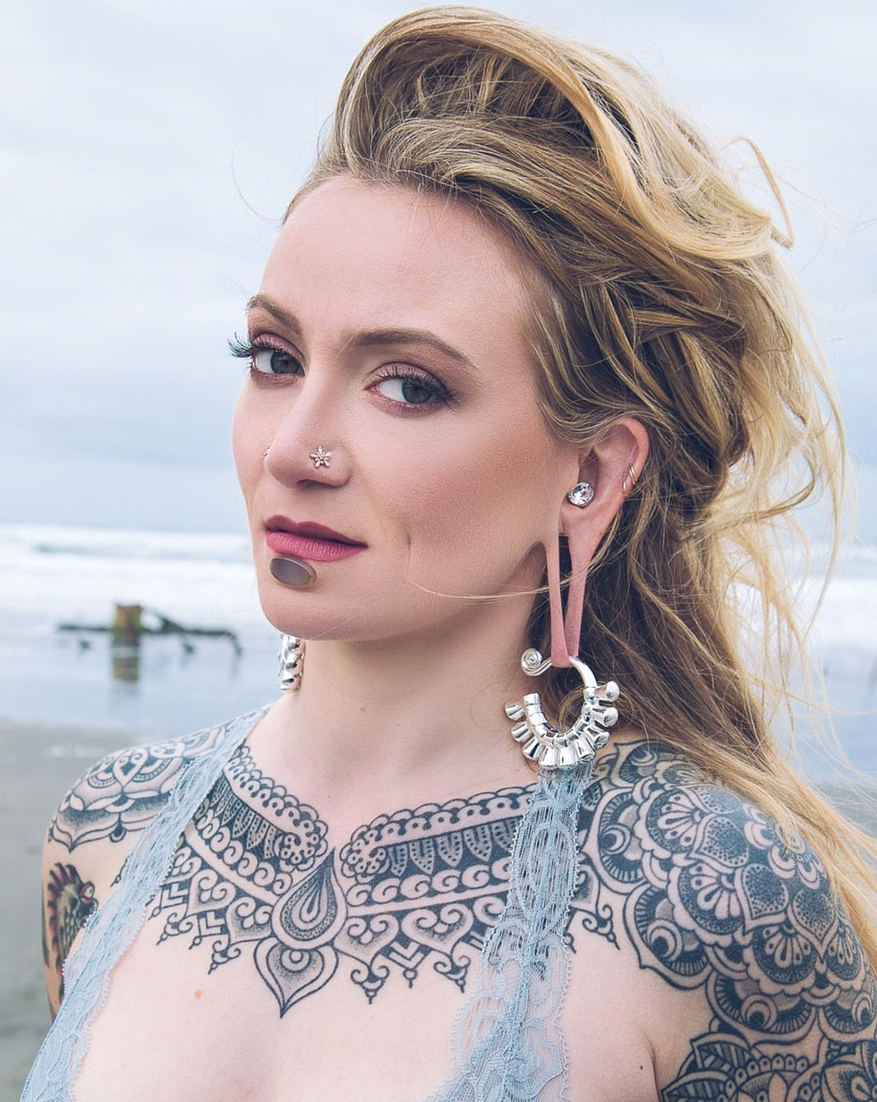 Deep Roots Tattoo and Piercing