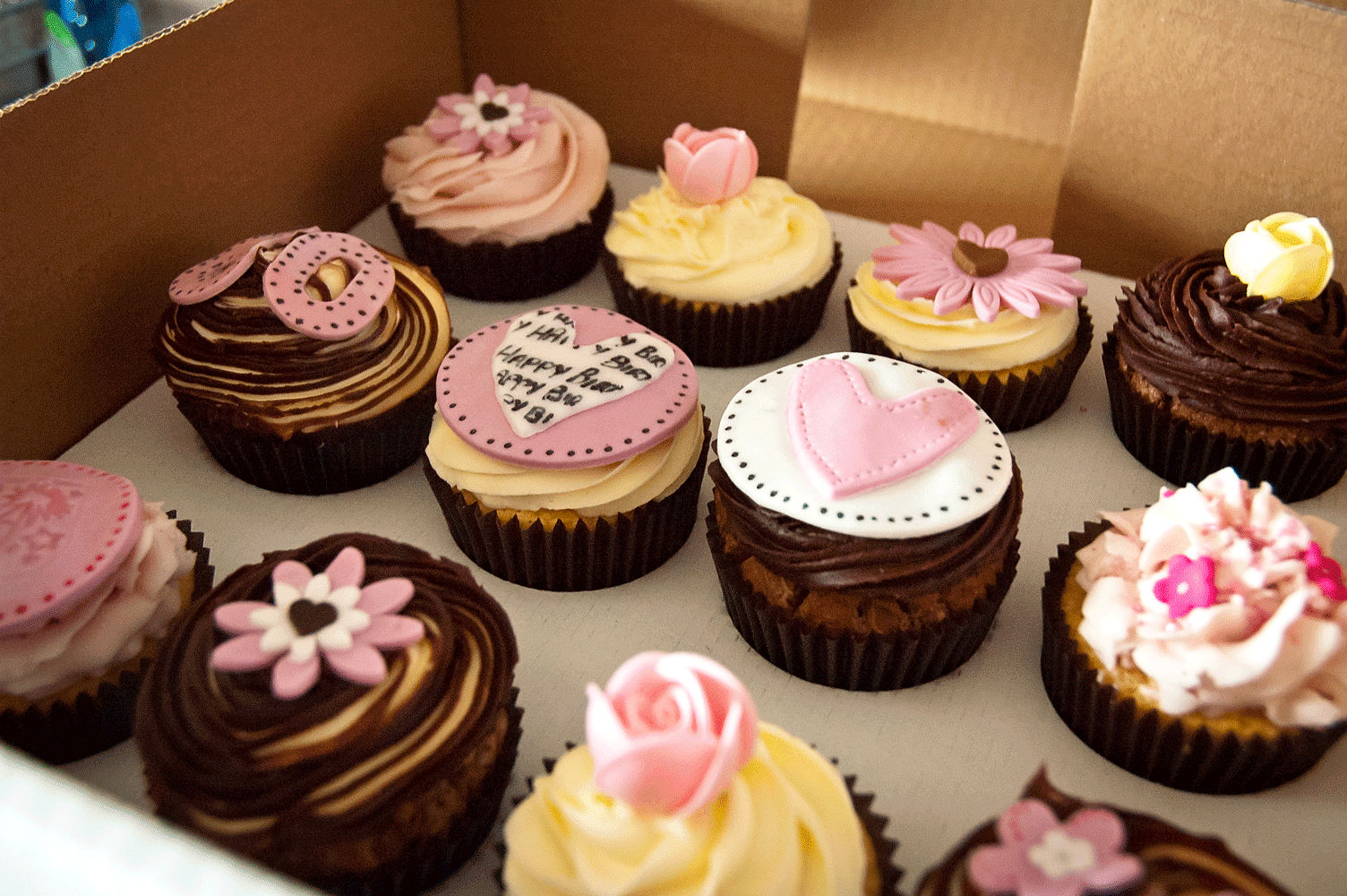 Wedding cakes, Cake decorating courses, Sunderland Durham ...