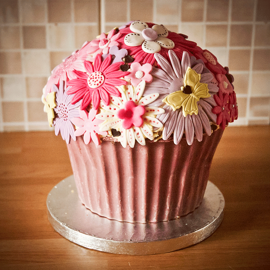 Wedding cakes, Cake decorating courses, Sunderland Durham ...