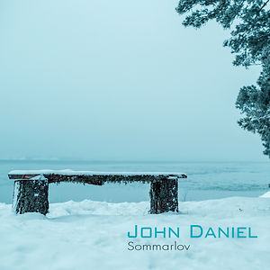 Cover_-_Sommarlov_(foto_Malin_Singelsö).