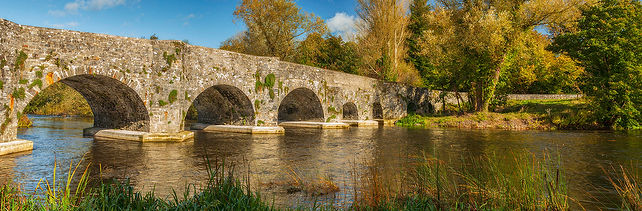 Kilcarn_Bridge_Navan_(232557715).jpg