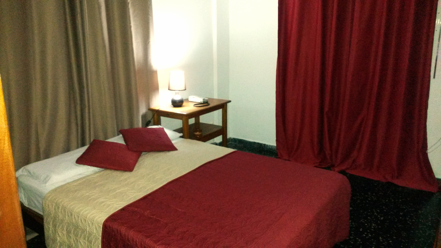 Cuba accommodation bed and breakfast taxis and more Slaapkamer set ideaal