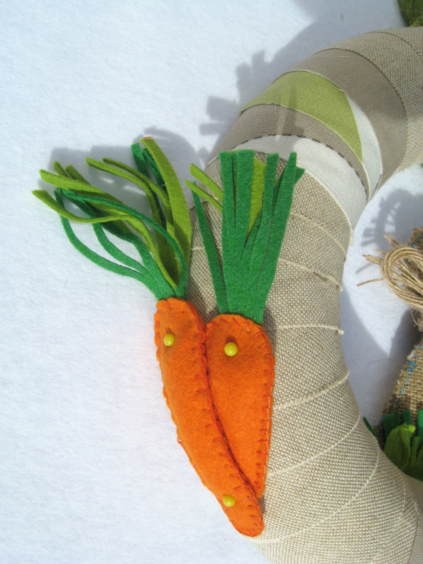 Coronita de primavara "Iepuras" Coronita de primavara "Iepuras"