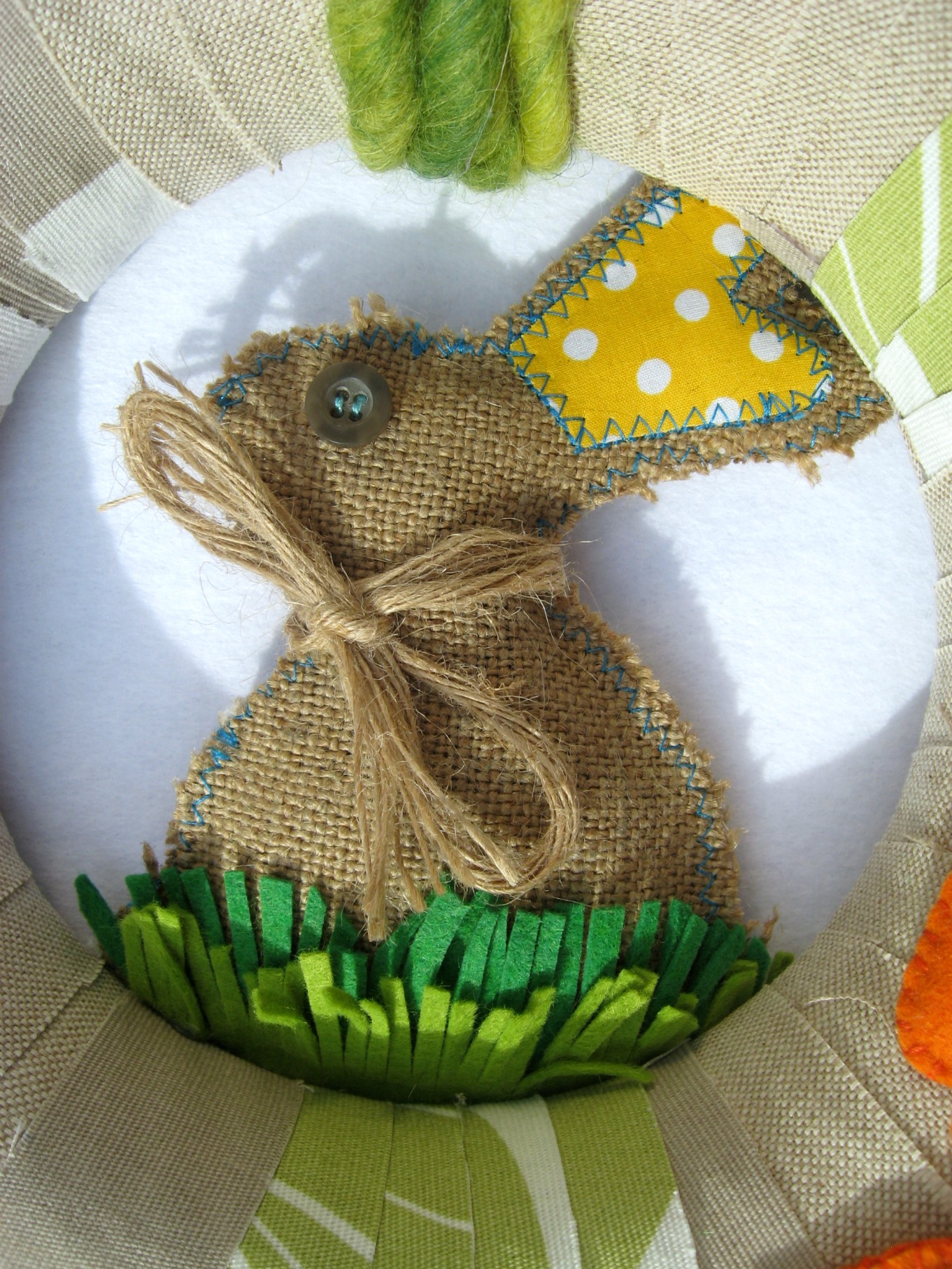 Coronita de primavara "Iepuras" Coronita de primavara "Iepuras"