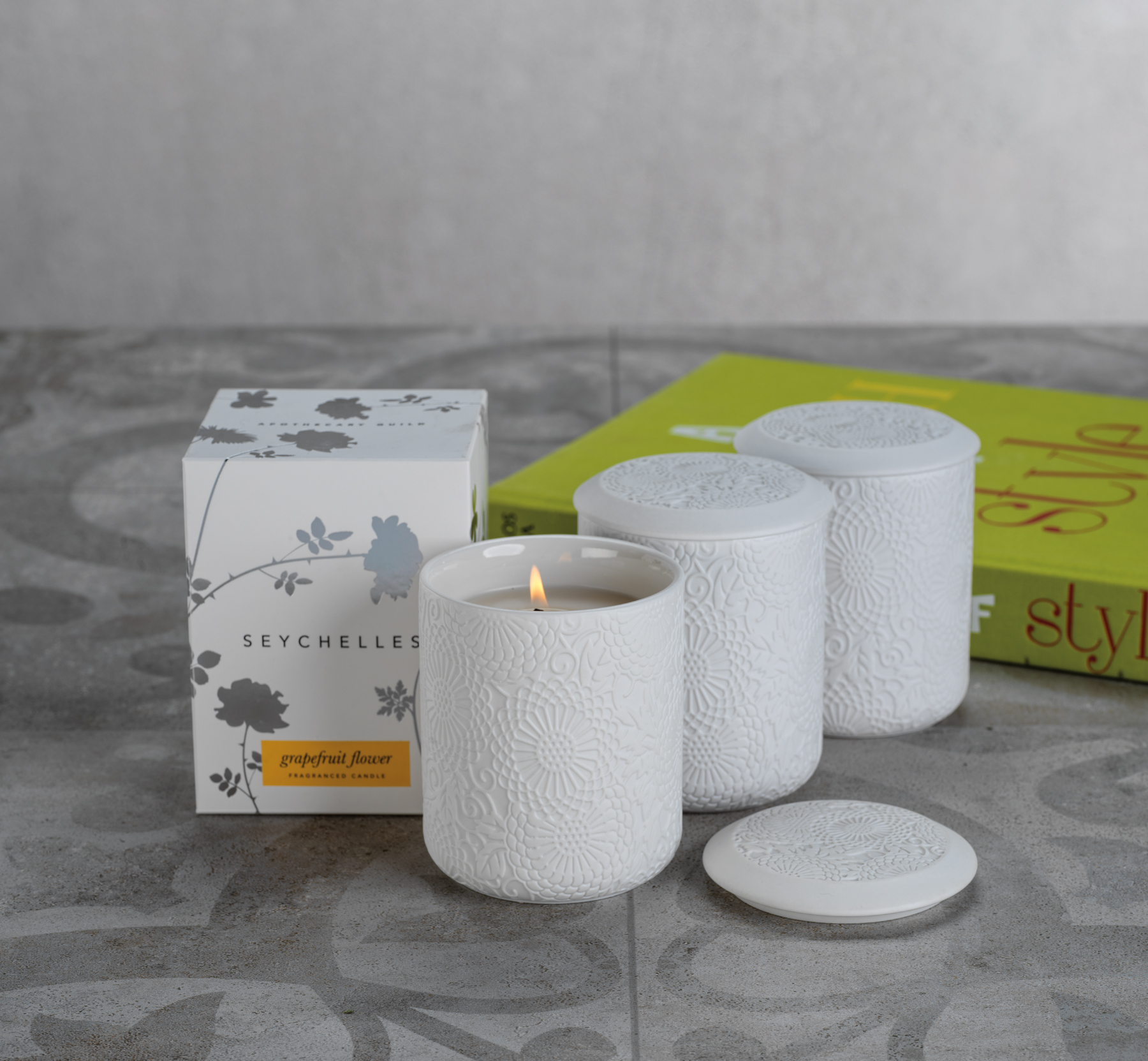 Candles & Home fragrance zodax