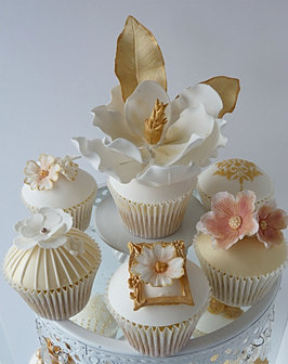 Bespoke designer custom wedding cakes Scotland, Edinburgh ...