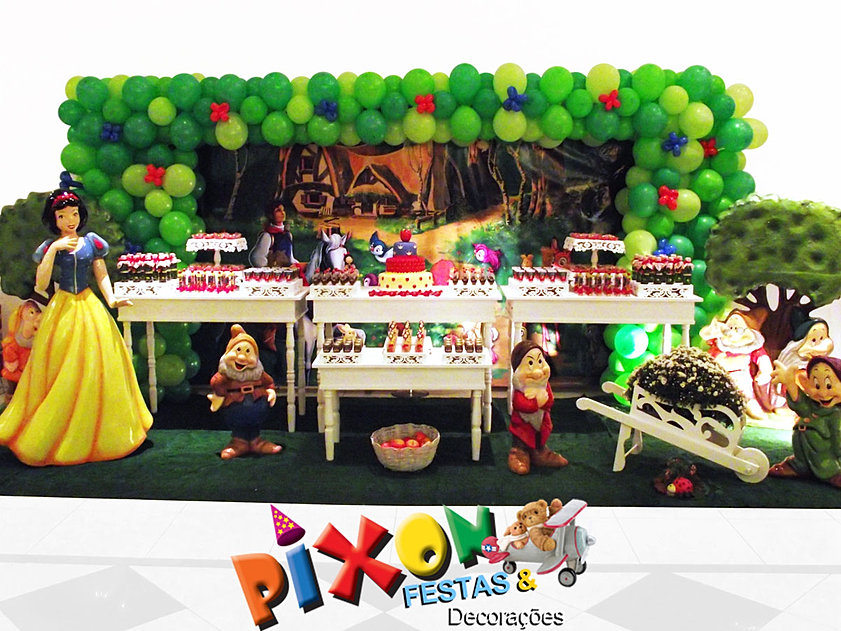 decoracao infantil branca de neve provencal:Branca de Neve estilo provençal, mesas, fundo de lona, arco de decoracao infantil branca de neve provencal:Branca de Neve estilo provençal, mesas, fundo de lona, arco de