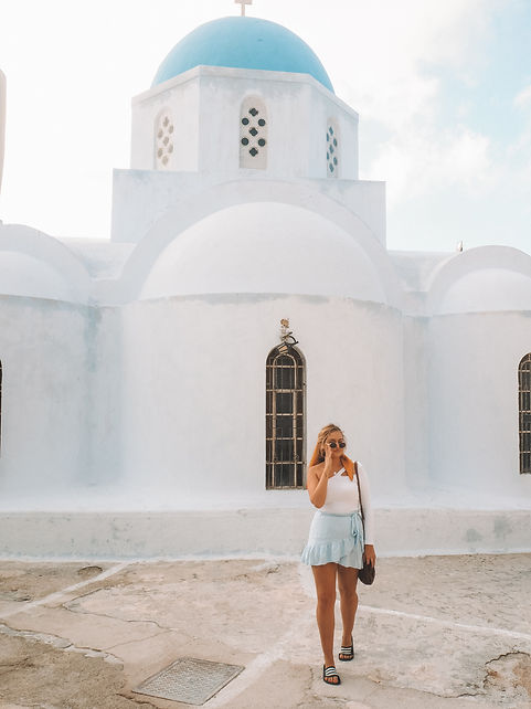 SANTORINI SHE TRAVELLED THE WORLD.jpeg