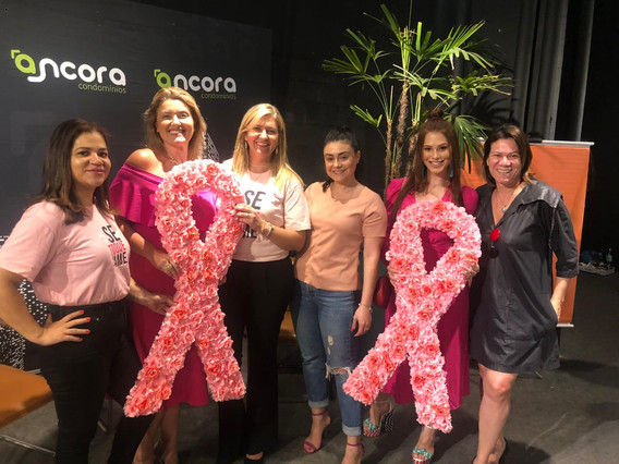 Salão Wisu Comemora o Sucesso da Campanha Outubro Rosa