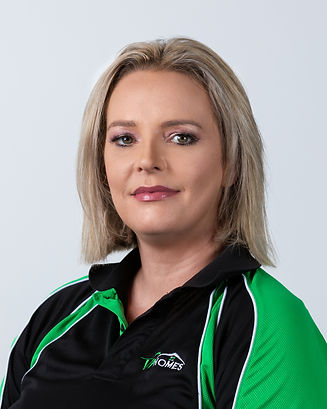 Portrait-WEB-2.jpg