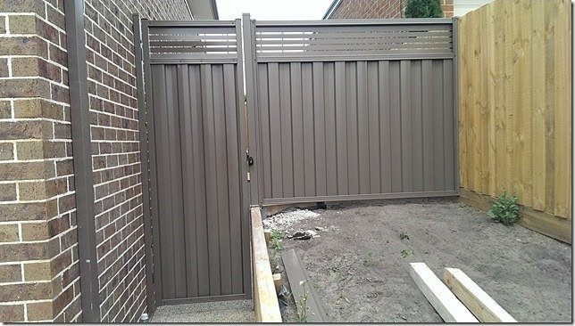 Fencing And Gates Jasper  Colorbond Jasper with slotted lattice Gate