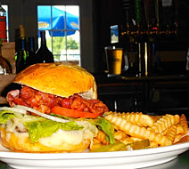Bars in Newington, Beer, Drinks, Food, Drink Specials, Happy hour, burgers, girls, patio, pool tables,football,baseball,sports