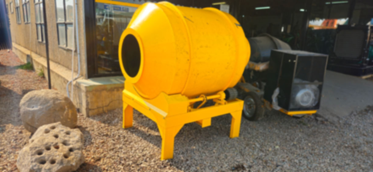 Concrete Mixer 400lt .5hp petrol7