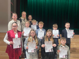 Skolēni apliecina valodas spēku Skatuves runas konkursā