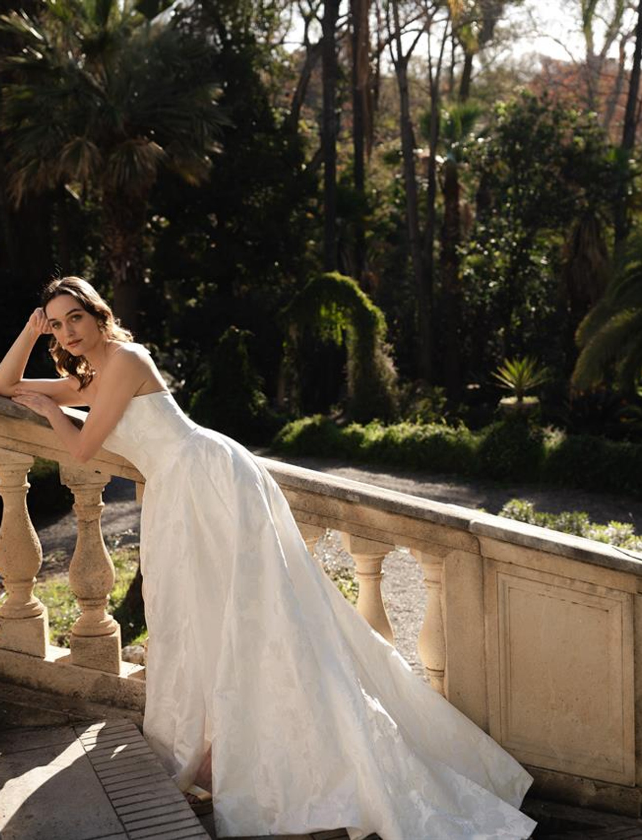 Elegantes Brautkleid aus der Kollektion des Brautwohnzimmers