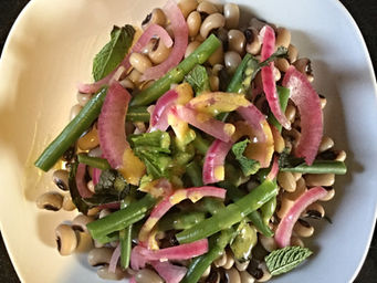 Black eyed beans salad