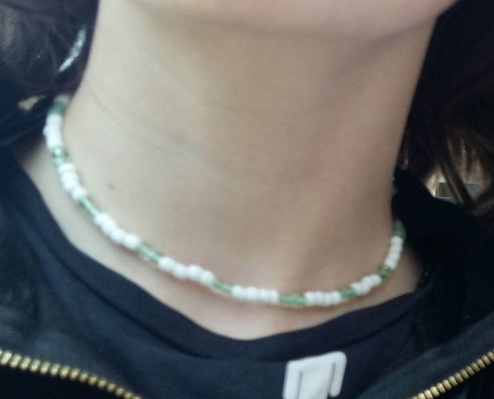 Miniature : Collier fin