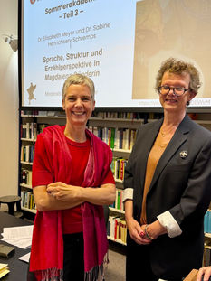 Sommerakademie Teil 3 - Dr. Elisabeth Meyer und Dr. Sabine Henrichsen-Schrembs zu Gast