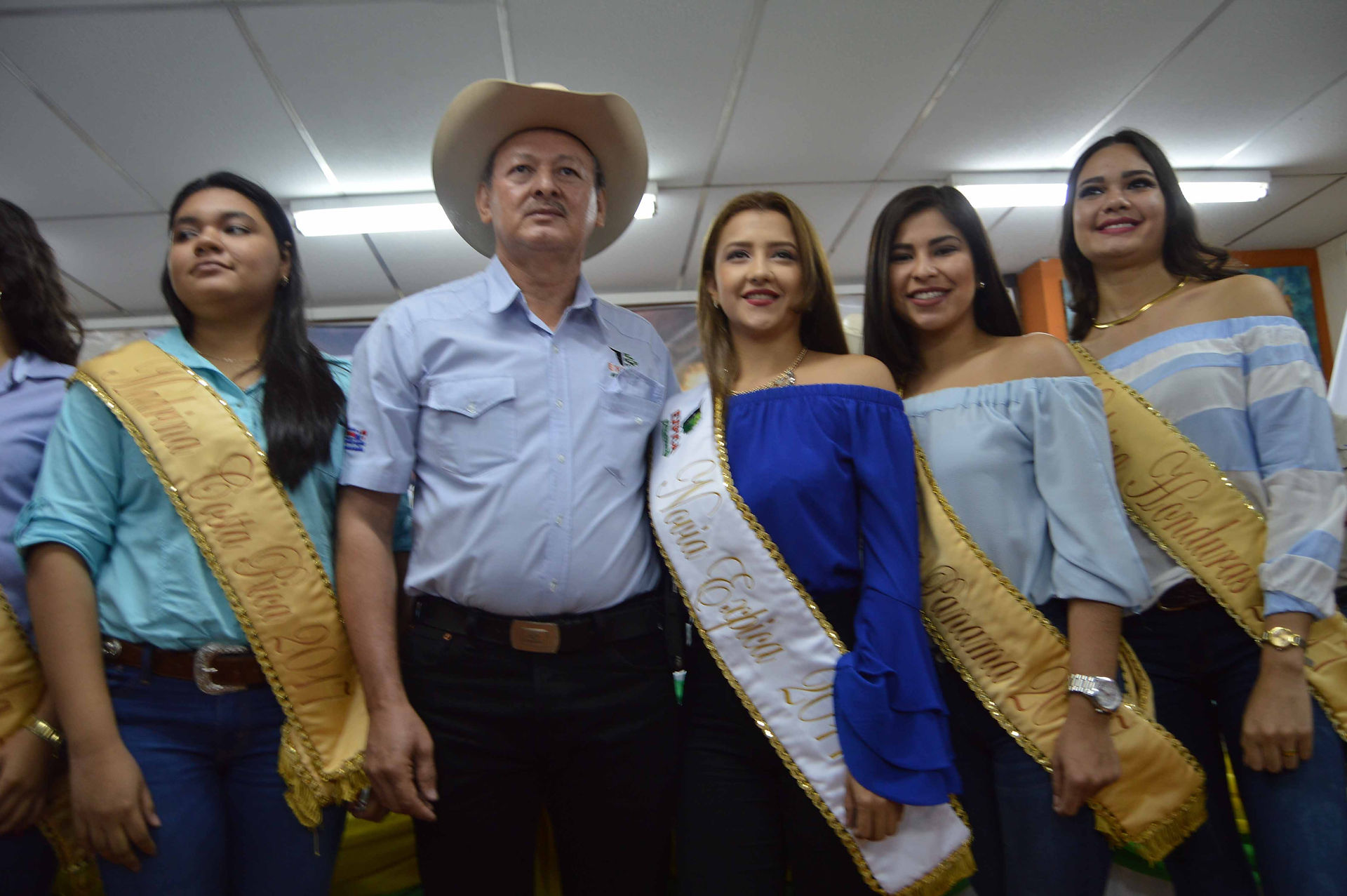 Madrinas y Novia Expica 2017