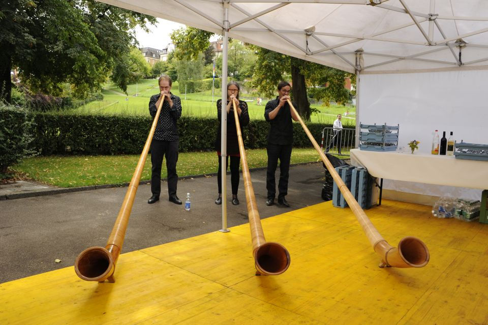 Moderner Alphorn-Sound mit dem Trio vom Zürihorn