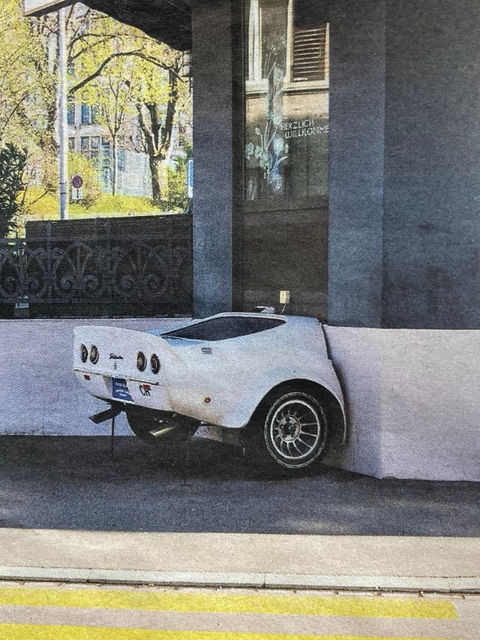 E: In welche Mauer hat sich das Chassis gebohrt? 