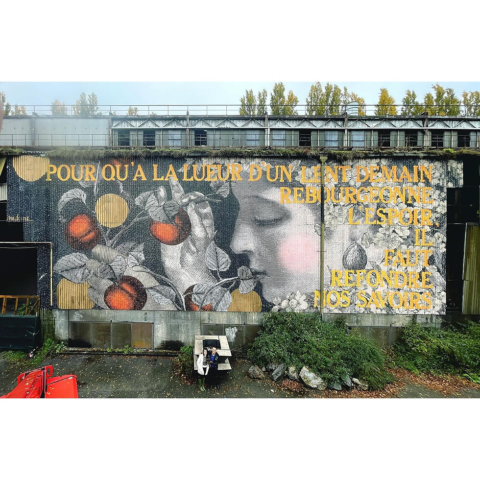 fresque entière