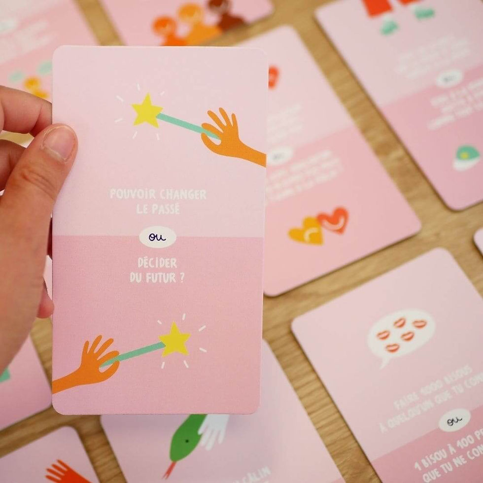 Miniature : Une carte du jeu Dilemmes absurdes