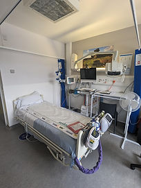 emergency treatment bed.jpeg