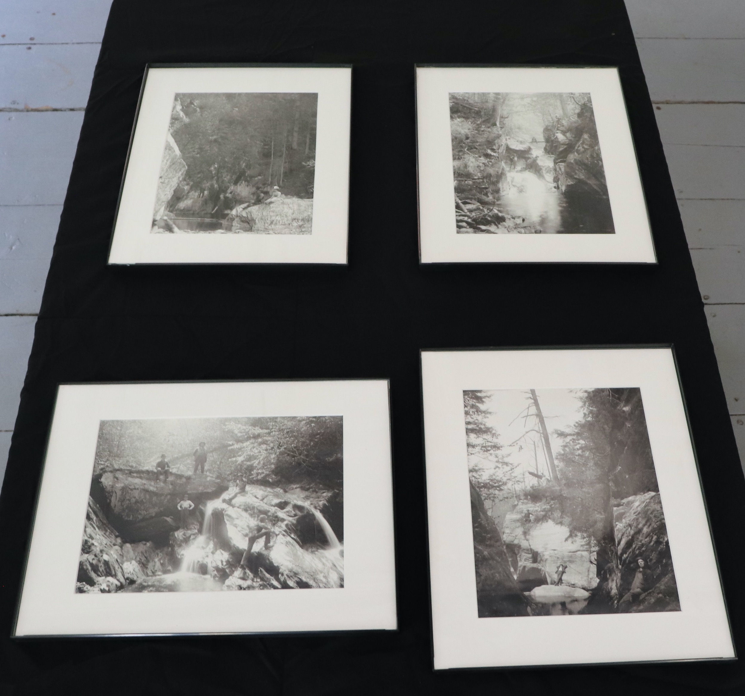 4 John Austin Wheeler photograph reproductions/4 reproductions photographiques