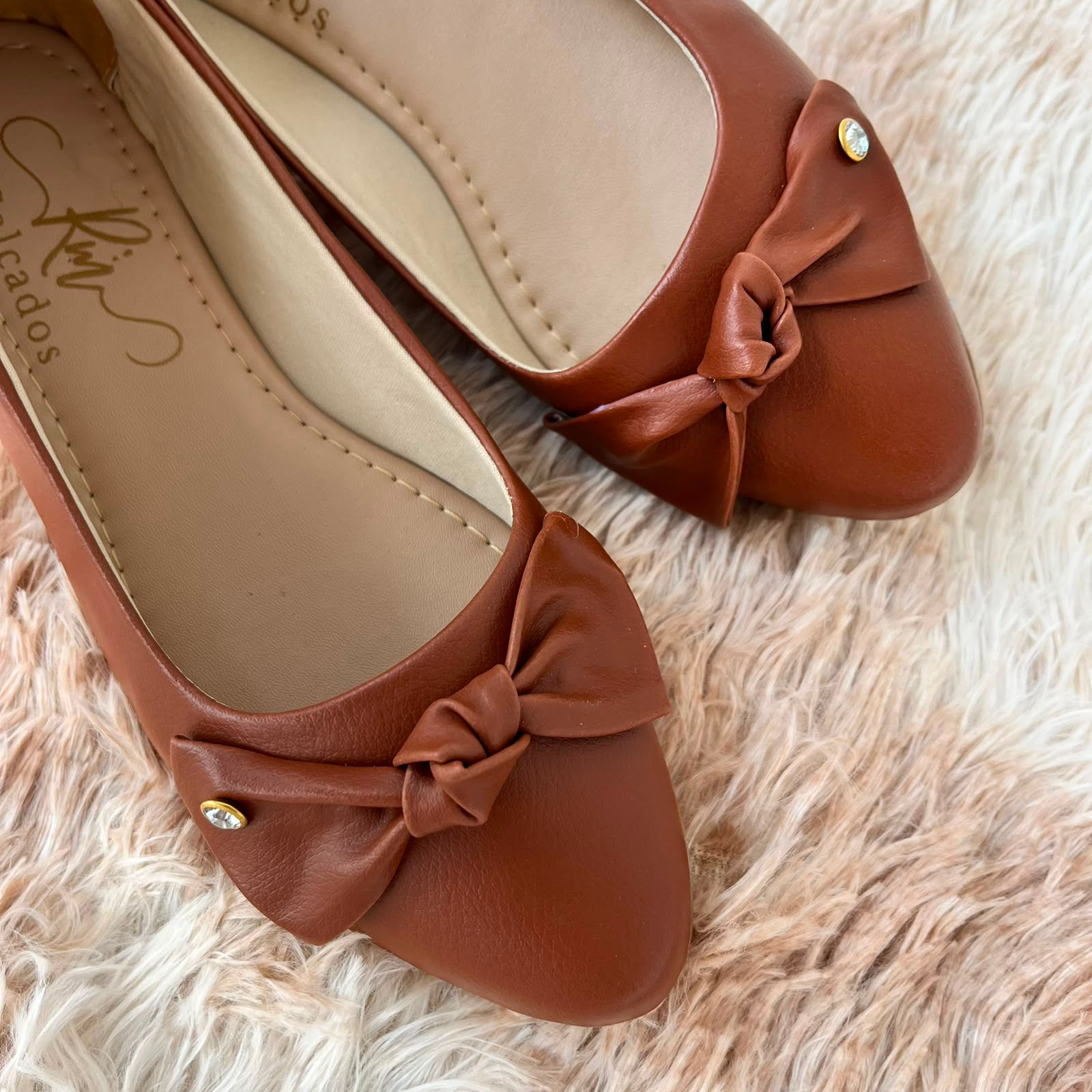 Sapato Linha Básica Confort Marrom c/ Detalhe Laço - Salto 2cm