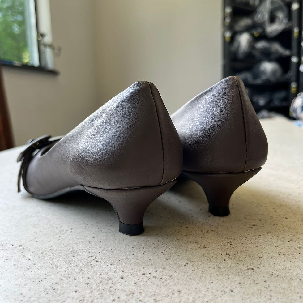 Miniatura: Scarpin Marrom Café Fosco c/ Fivela Encapada - Salto Gota 2,5cm