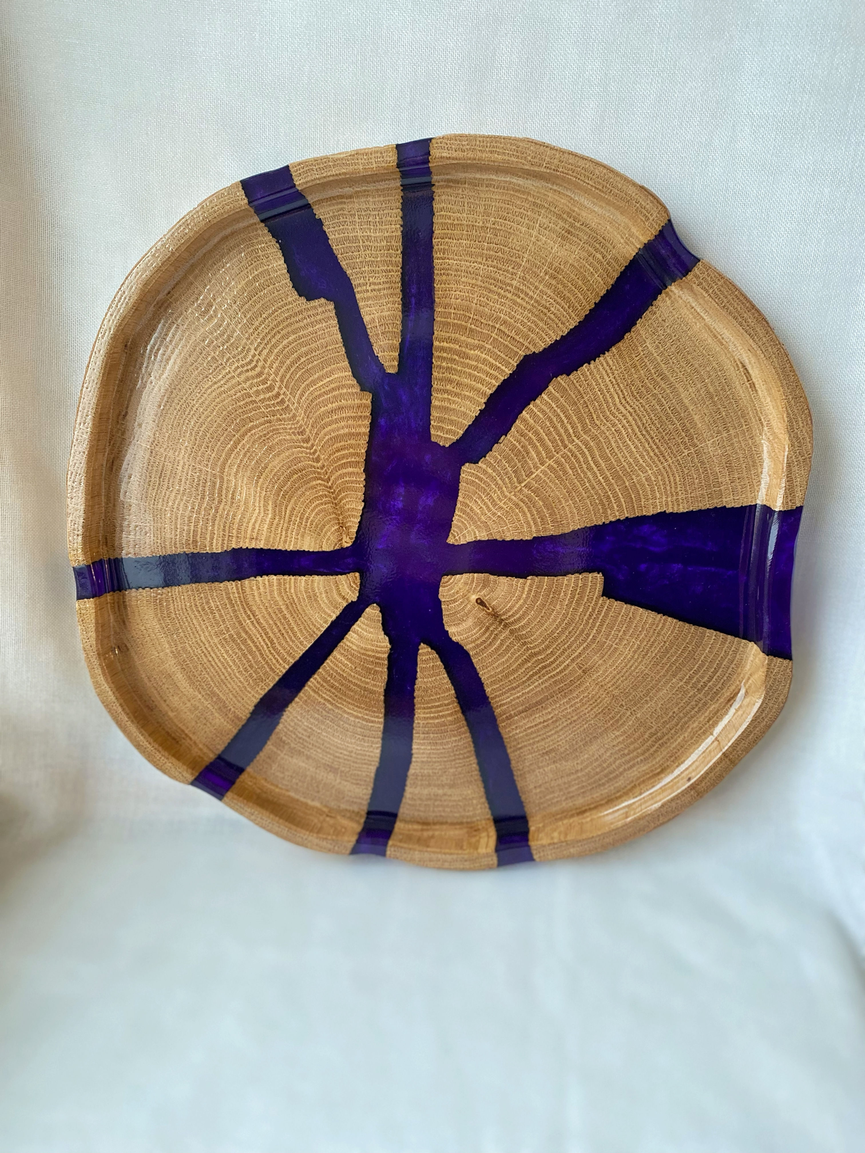 Піднос зі зрізу дуба, фіолетовий з перламутром