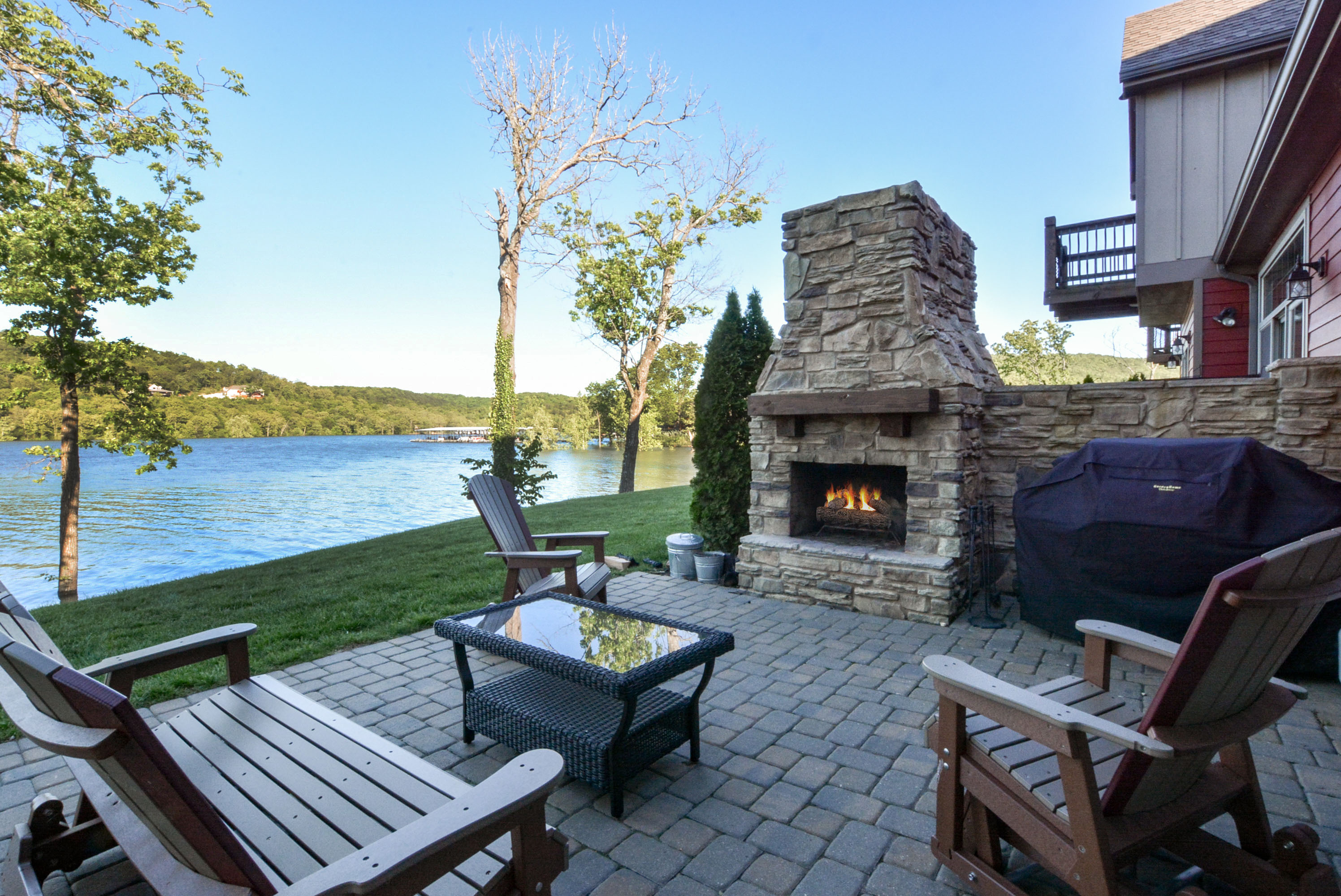 Luxury Villas Chaletsontablerock