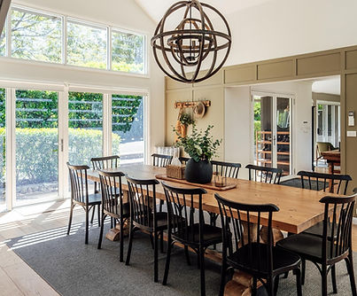 Country style elegance in the expansive dining room at Hillgate, Berry group accommodation rental