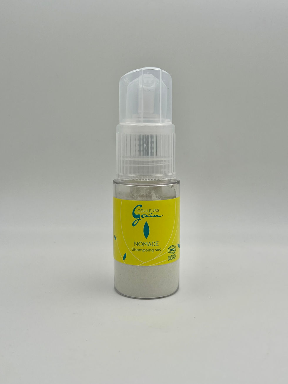 Shampoing Sec Nomade Bio Couleurs Gaïa pour rafraîchir les cheveux et absorber l'excès de sébum sans eau.