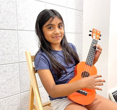 Ukulele Lessons Teacher Class Leah Lincroft Music Middletown Colts Neck Holmdel Red Bank B