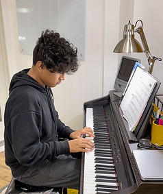 Piano Lessons Kids Adults Lincroft Music Red Bank Middletown Colts Neck Holmdel kids adult