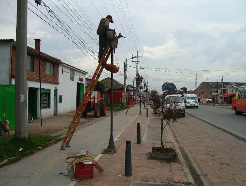 Construcción y mantenimiento de redes eléctricas