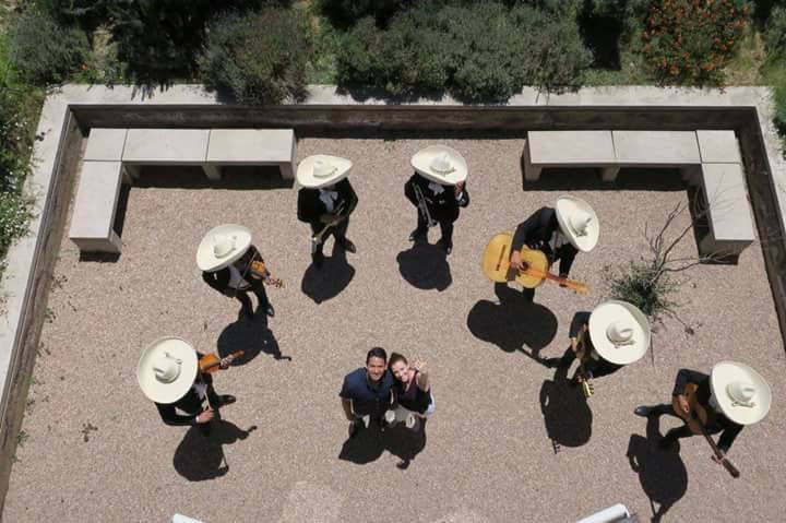 Serenata  con mariachi