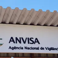 Anvisa emite alerta sobre uso do formol e ácido glioxílico em cabelos